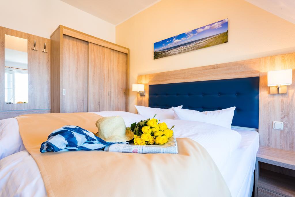 Hotel Boddenhus Garni Zingst Exterior photo